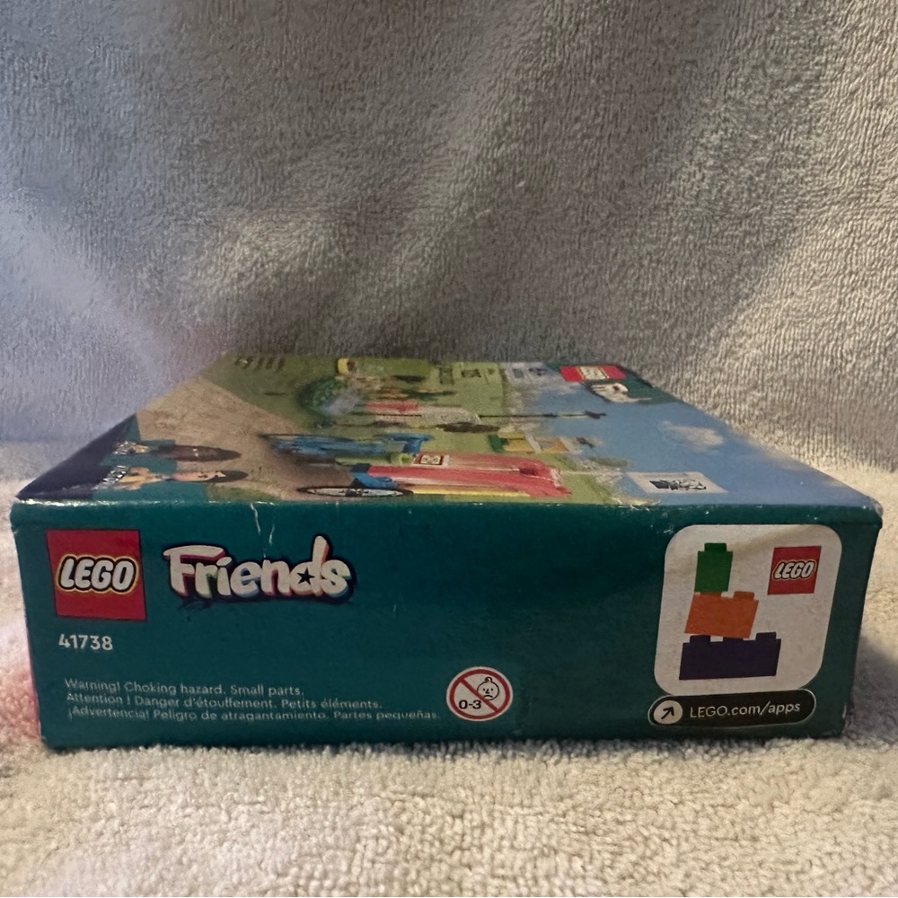 LEGO 41738 Friends Dog Rescue Bike Set, Sealed/New In Box (box deformities) - Picture 6 of 8